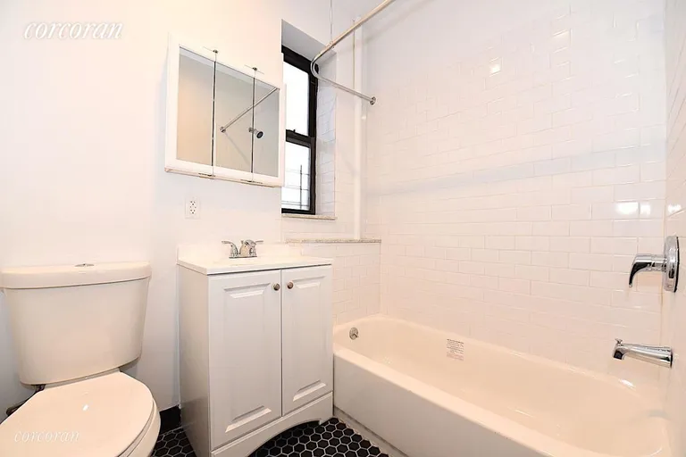 New York City Real Estate | View 30-86 32nd Street, 22 | room 6 | View 7