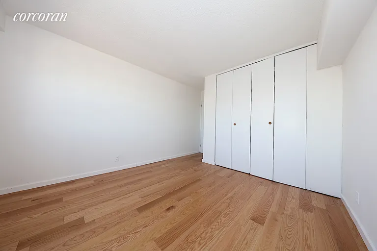 New York City Real Estate | View 47-50 59th Street, 8A | room 8 | View 9