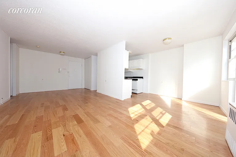New York City Real Estate | View 47-50 59th Street, 9-F | room 1 | View 2
