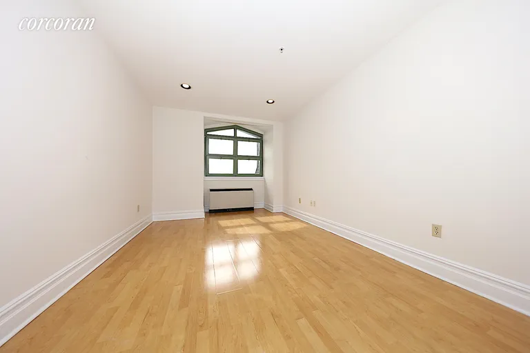 New York City Real Estate | View 19-19 24th Avenue, L703 | room 6 | View 7