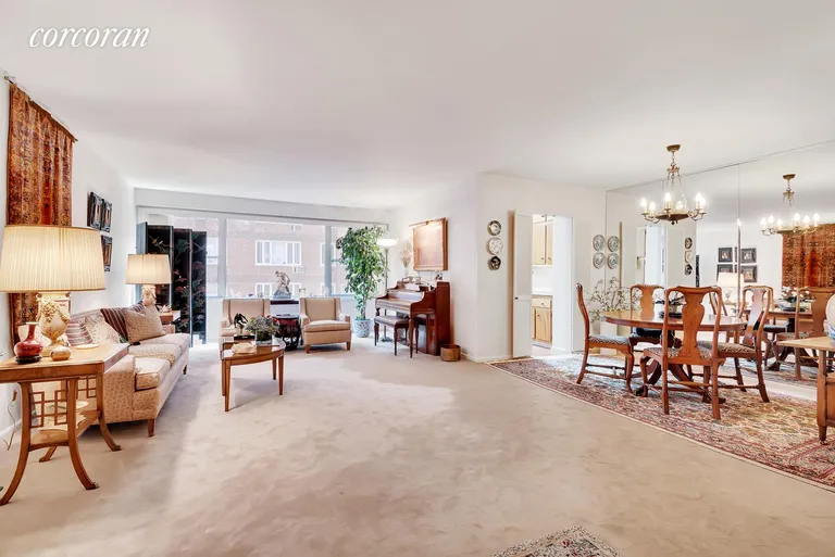 New York City Real Estate | View 75 East End Avenue, 7D | 2 Beds, 2 Baths | View 1