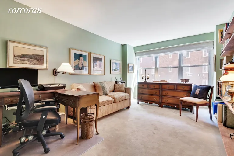 New York City Real Estate | View 75 East End Avenue, 7D | room 3 | View 4