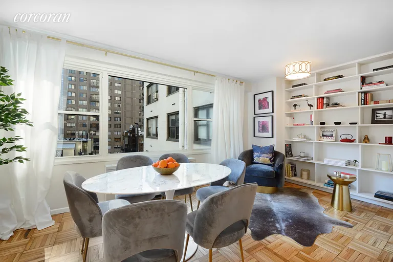 New York City Real Estate | View 200 East 74th Street, 8A | room 2 | View 3