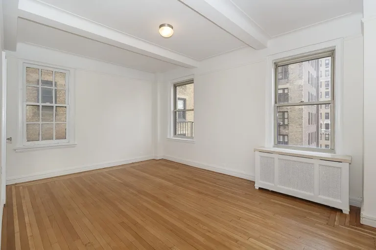 New York City Real Estate | View 310 West 72nd Street, 9A | room 5 | View 6