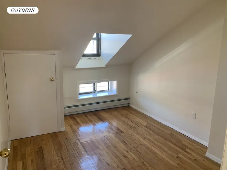 New York City Real Estate | View 822 Lafayette Avenue, 4 | room 2 | View 3