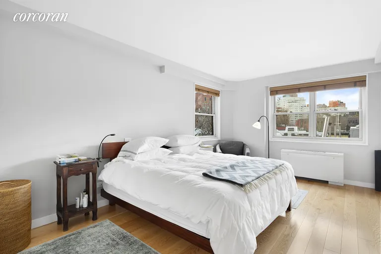 New York City Real Estate | View 15 CHARLES STREET, 7C | room 4 | View 5