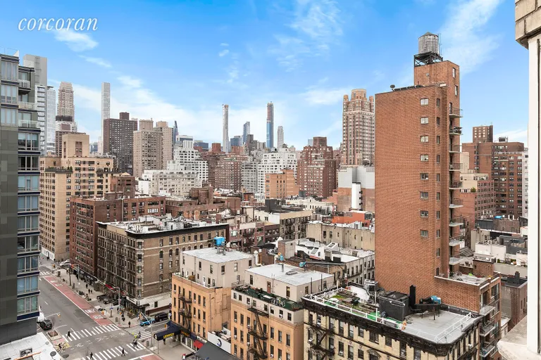 New York City Real Estate | View 301 East 78th Street, 16B | 9 | View 4