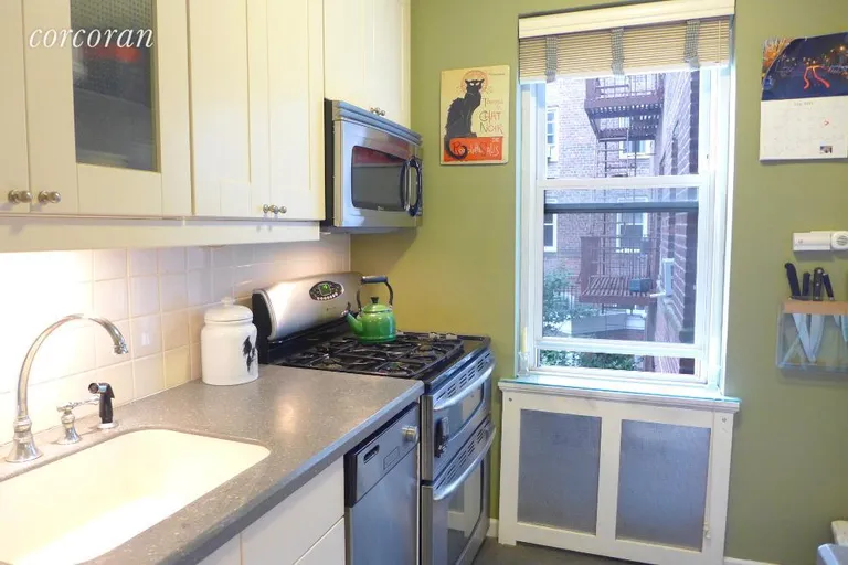 New York City Real Estate | View 200 Congress Street, 2D | room 1 | View 2