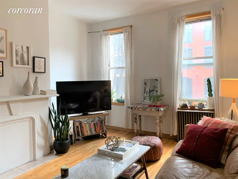 New York City Real Estate | View 108 Bedford Avenue, 2R | room 1 | View 2