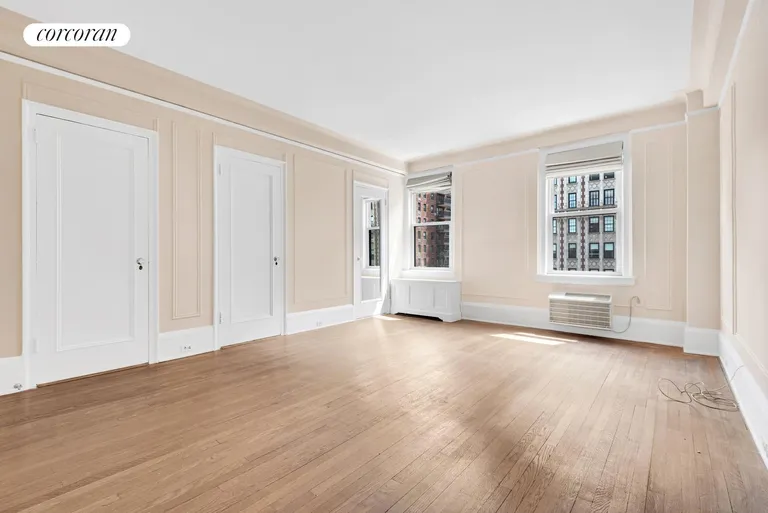 New York City Real Estate | View 1192 Park Avenue, 8B | Large master bedroom overlooking Park Avenue | View 11