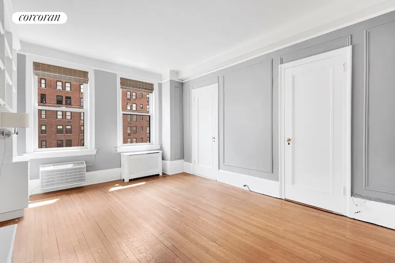 New York City Real Estate | View 1192 Park Avenue, 8B | 2nd bedroom overlooking Park Avenue | View 15