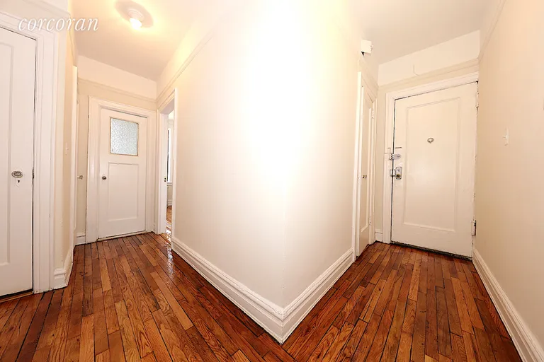 New York City Real Estate | View 26-80 30th Street, 4M | room 8 | View 9