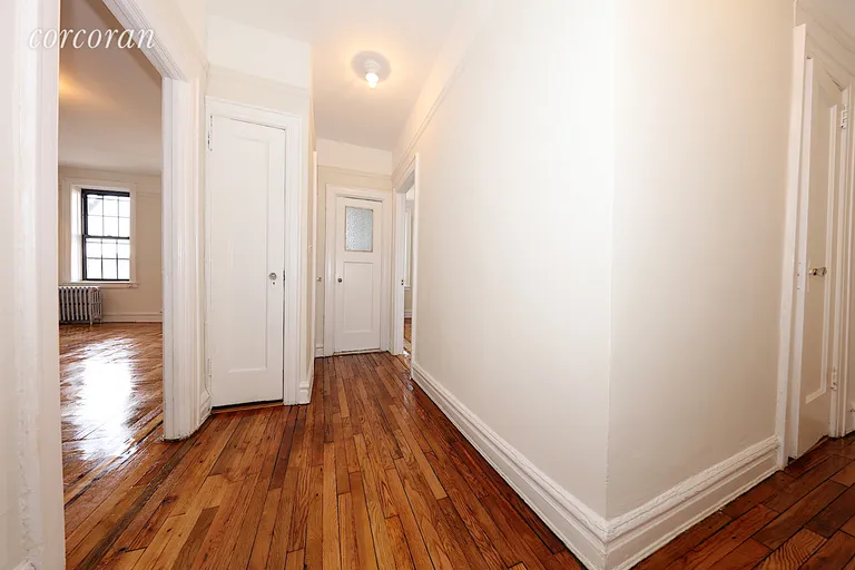New York City Real Estate | View 26-80 30th Street, 4M | room 7 | View 8