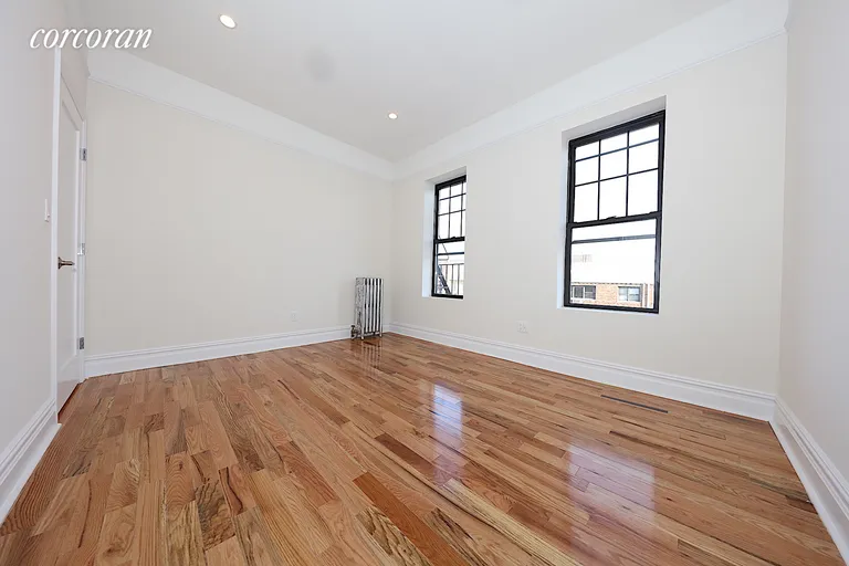 New York City Real Estate | View 34-20 32nd Street, 3K | room 9 | View 10
