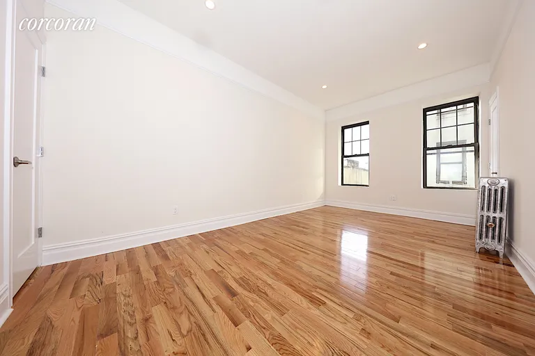 New York City Real Estate | View 34-20 32nd Street, 3K | room 8 | View 9