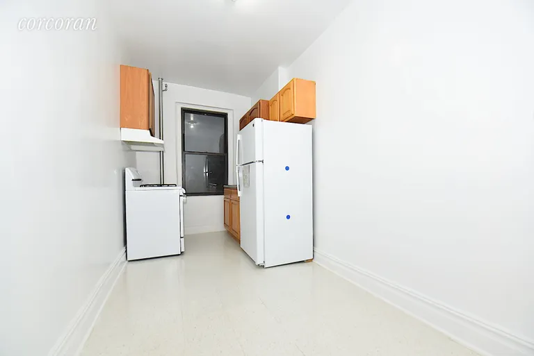 New York City Real Estate | View 1555 GRAND CONCOURSE, 6R | room 6 | View 7