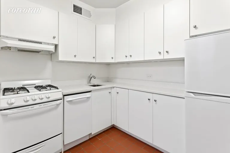 New York City Real Estate | View 39 Jane Street, 3B | Kitchen with Dishwasher | View 4