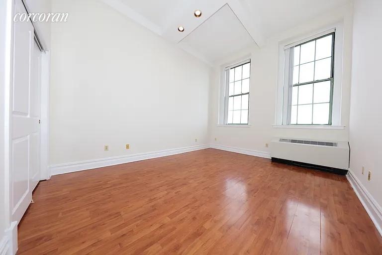 New York City Real Estate | View 45-02 Ditmars Boulevard, 536 | room 6 | View 7