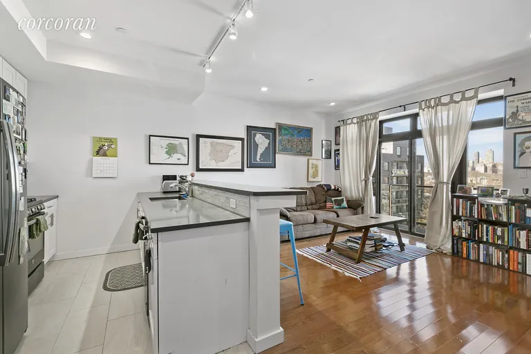 New York City Real Estate | View 30-25 21st Street, 5A | room 1 | View 2