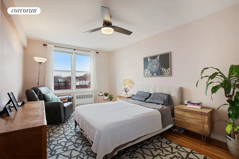 New York City Real Estate | View 616 East 18th Street, 4M | West facing master bedroom with en suite bath | View 3