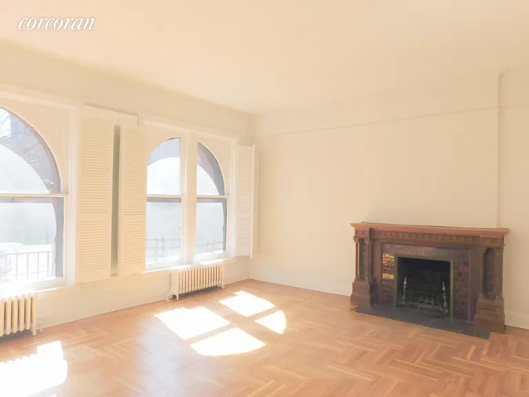 New York City Real Estate | View 815 Carroll Street, 2 | 1 Bed, 1 Bath | View 1