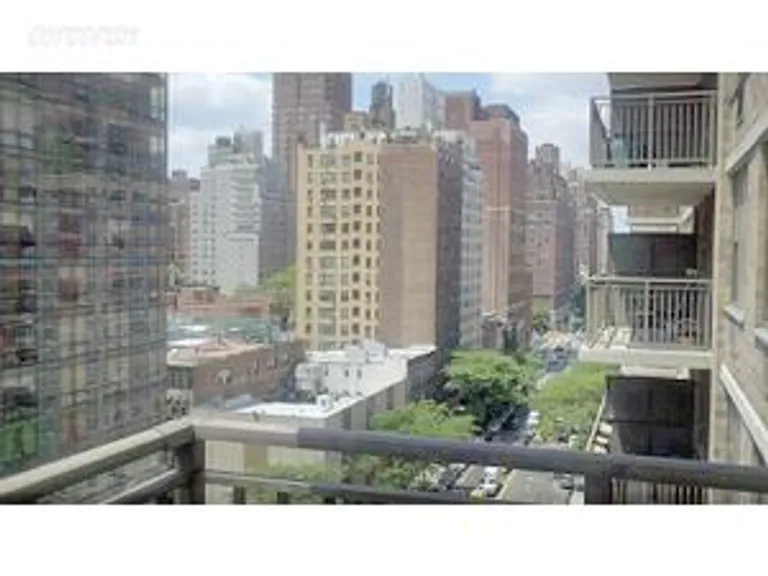 New York City Real Estate | View 301 East 79th Street, 11L | 1 Bed, 1 Bath | View 1