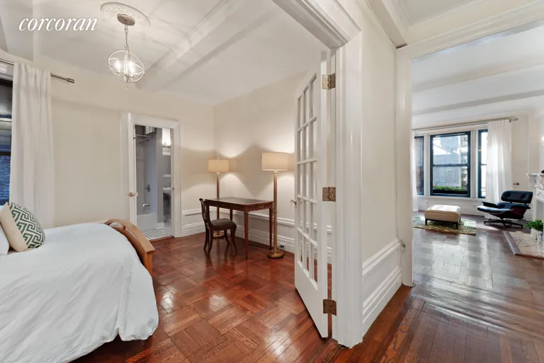 New York City Real Estate | View 146 East 49th Street, 4B | Free flowing Layout | View 4