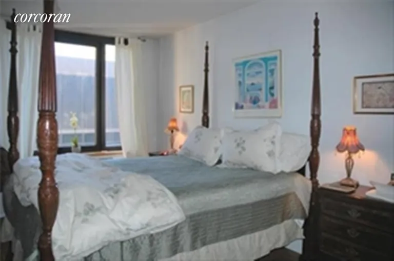 New York City Real Estate | View 161 West 61st Street, 15C | room 8 | View 9