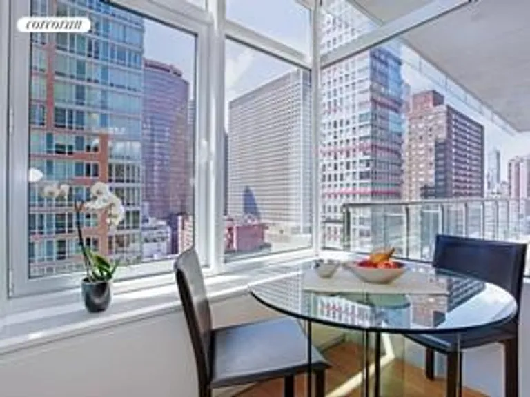 New York City Real Estate | View 310 East 53rd Street, 17B | room 1 | View 2