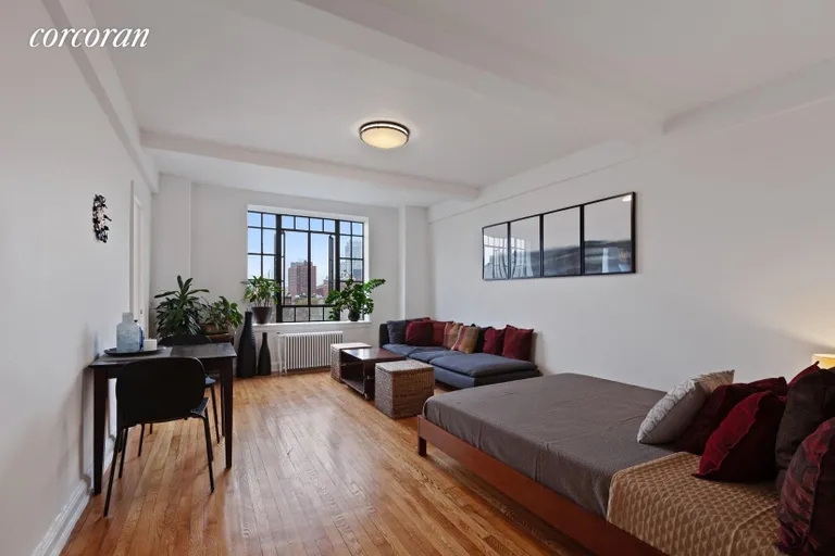New York City Real Estate | View 101 Lafayette Avenue, 7C | Generously proportioned layout! | View 3