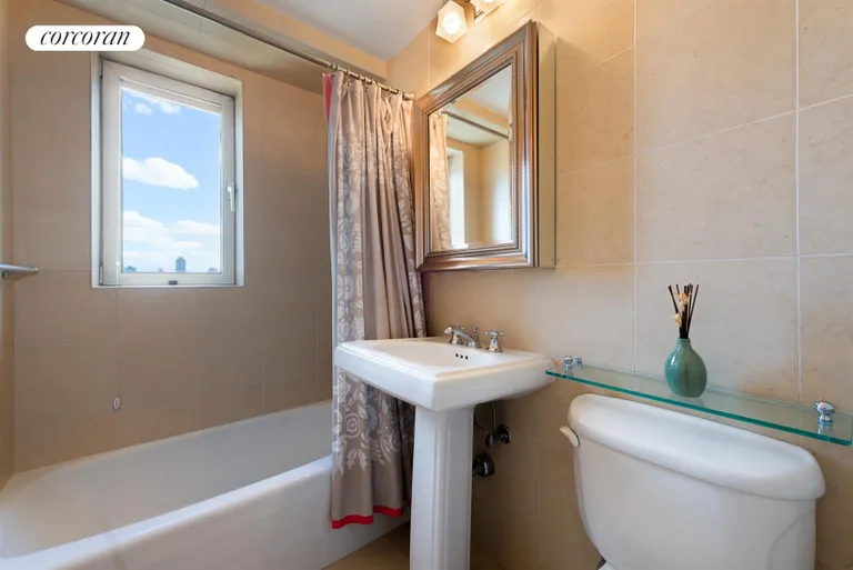 New York City Real Estate | View 10 West 66th Street, 27A | Bathroom | View 5