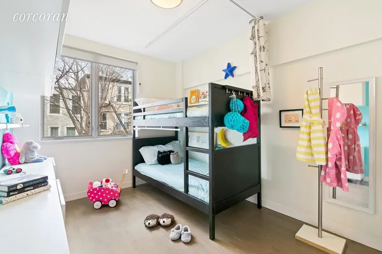 New York City Real Estate | View 1638 8th Avenue, 2E | Spacious and light | View 7