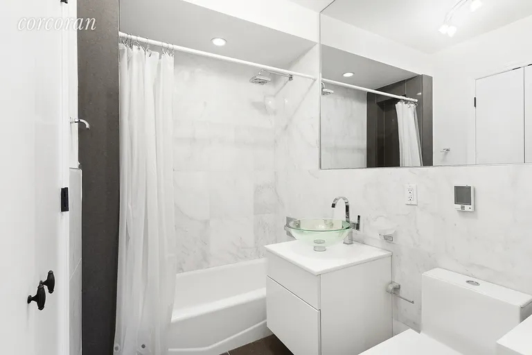 New York City Real Estate | View 30-11 21st Street, 6D | Second Bathroom | View 6