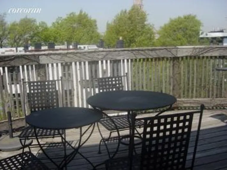 New York City Real Estate | View 14 Fiske Place, 4 | 2 Beds, 2 Baths | View 1