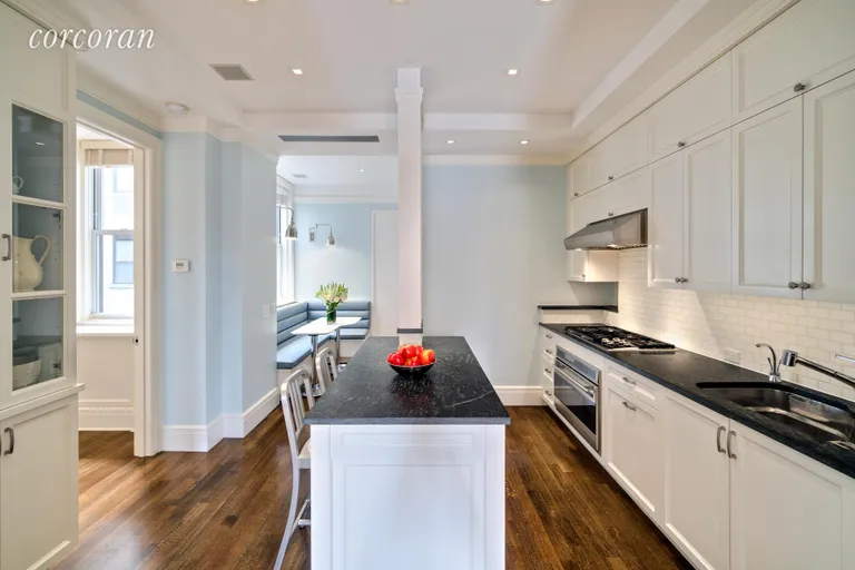 New York City Real Estate | View 1155 Park Avenue, 8SE | room 3 | View 4
