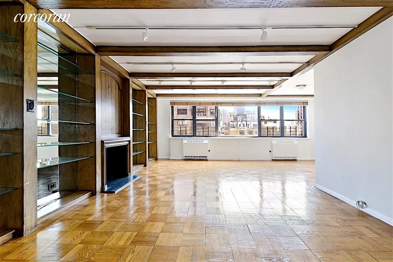 New York City Real Estate | View 165 East 72Nd Street, 17L | 3 Beds, 2 Baths | View 1