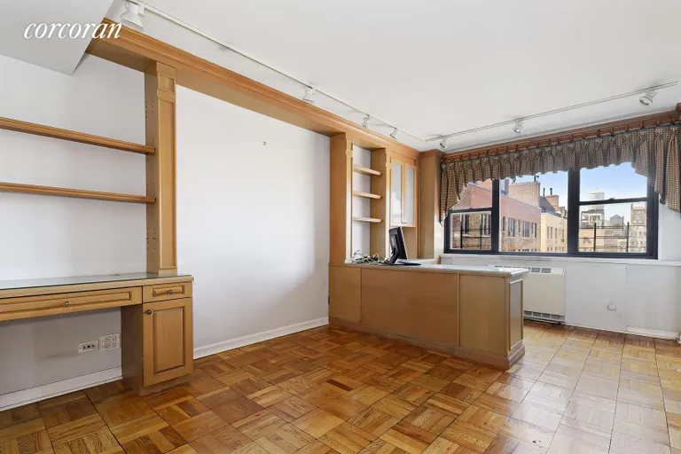 New York City Real Estate | View 165 East 72Nd Street, 17L | Office | View 18