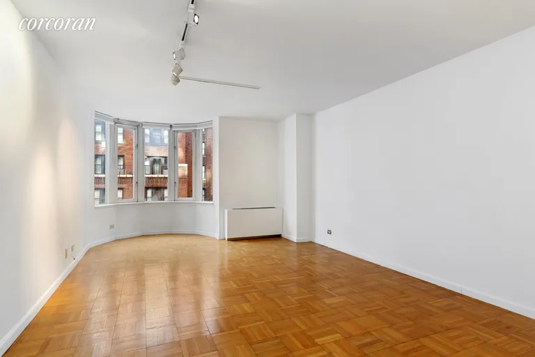 New York City Real Estate | View 145 East 48th Street, 9D | 1 Bed, 1 Bath | View 1