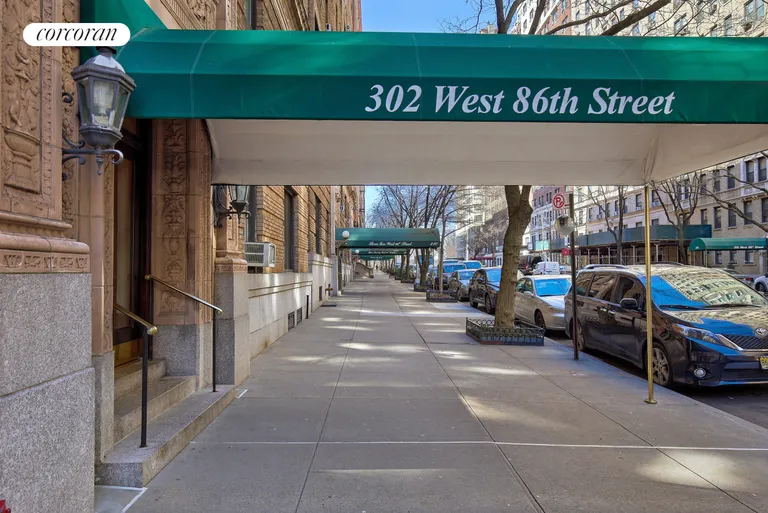 New York City Real Estate | View 302 West 86th Street, 10B | 302 West 86th Street | View 18
