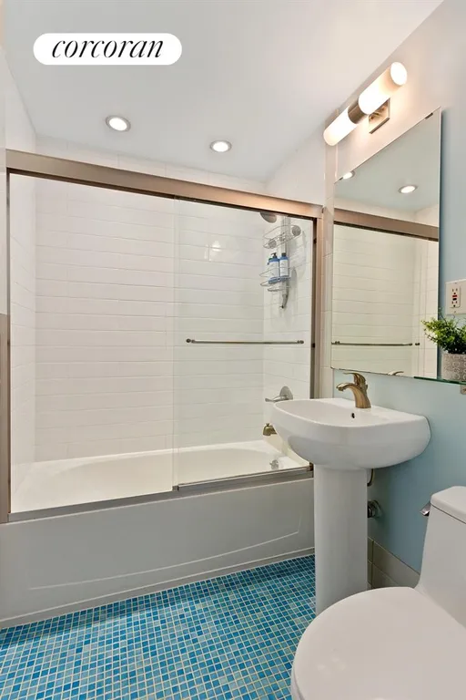 New York City Real Estate | View 368 Adelphi Street, 1 | Bathroom | View 19