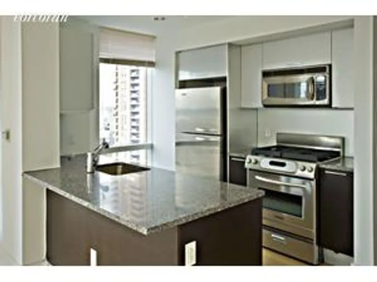 New York City Real Estate | View 350 West 42Nd Street, 18L | room 1 | View 2