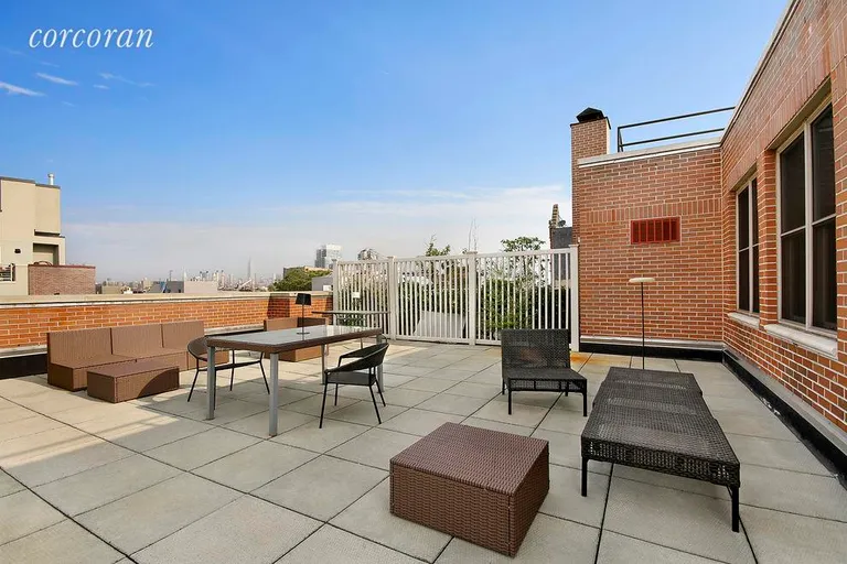New York City Real Estate | View 150 South 1st Street, 3B | Common roof deck with fantastic Manhattan views | View 2