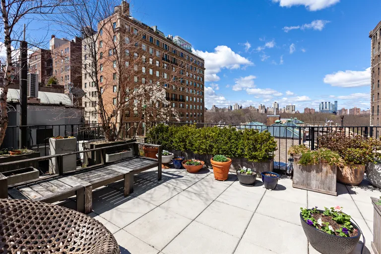 New York City Real Estate | View 9 East 97th Street, 6C | Roof | View 6