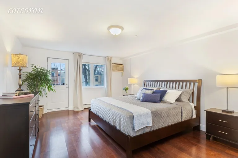 New York City Real Estate | View 162 Huntington Street, 2 | room 3 | View 4