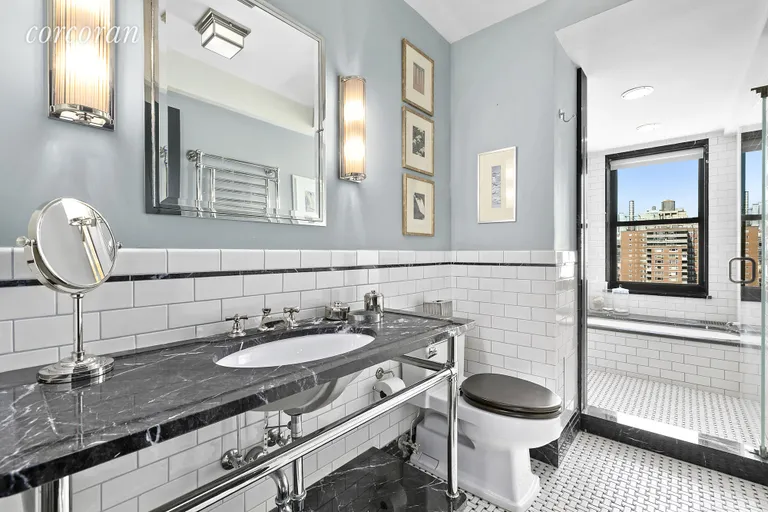 New York City Real Estate | View 300 West 23rd Street, 18IJ | room 7 | View 8