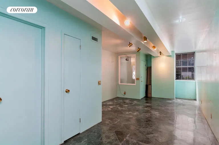 New York City Real Estate | View 333 East 57th Street, 1F | Location 2 | View 5