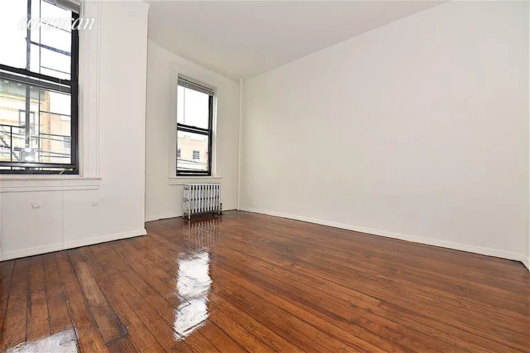New York City Real Estate | View 30-18 43rd Street, 5 | room 3 | View 4