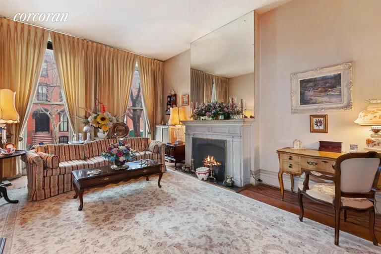 New York City Real Estate | View 115 Kent Street | 4 Beds, 2 Baths | View 1