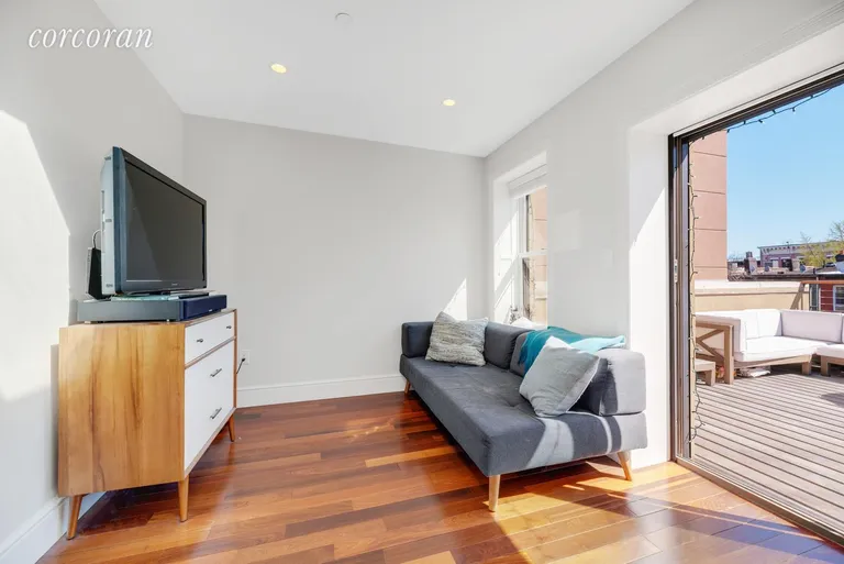 New York City Real Estate | View 1082 Dean Street, 4 | room 3 | View 4