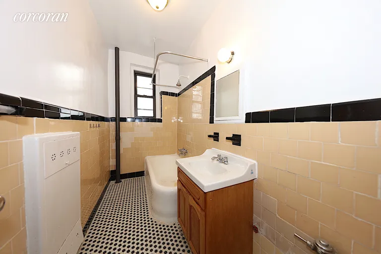 New York City Real Estate | View 25-90 35th Street, 5-J | room 6 | View 7